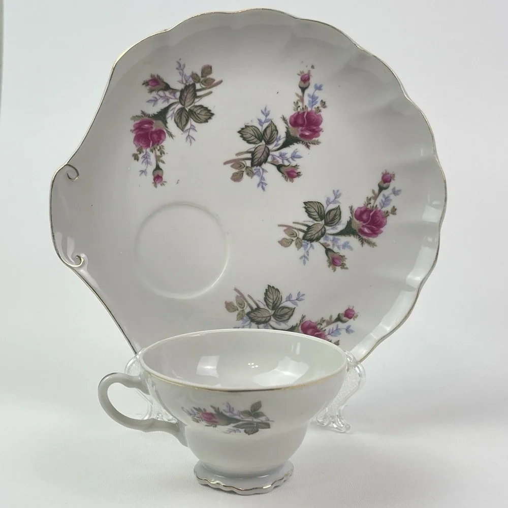 Vintage Dessert Plate and Cup Scalloped Roses Hand Painted Tea And Cake Snack‎